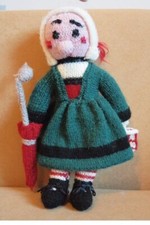 Poupée Bécassine en tricot, Ht 32 cm