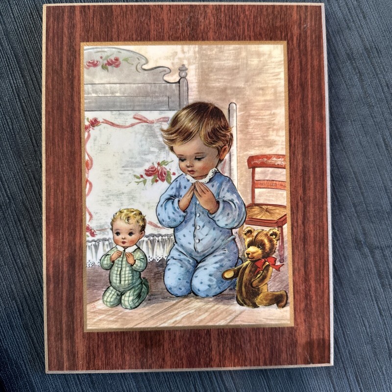 Little Boy Praying Vintage Wall Decor 7" X 9"