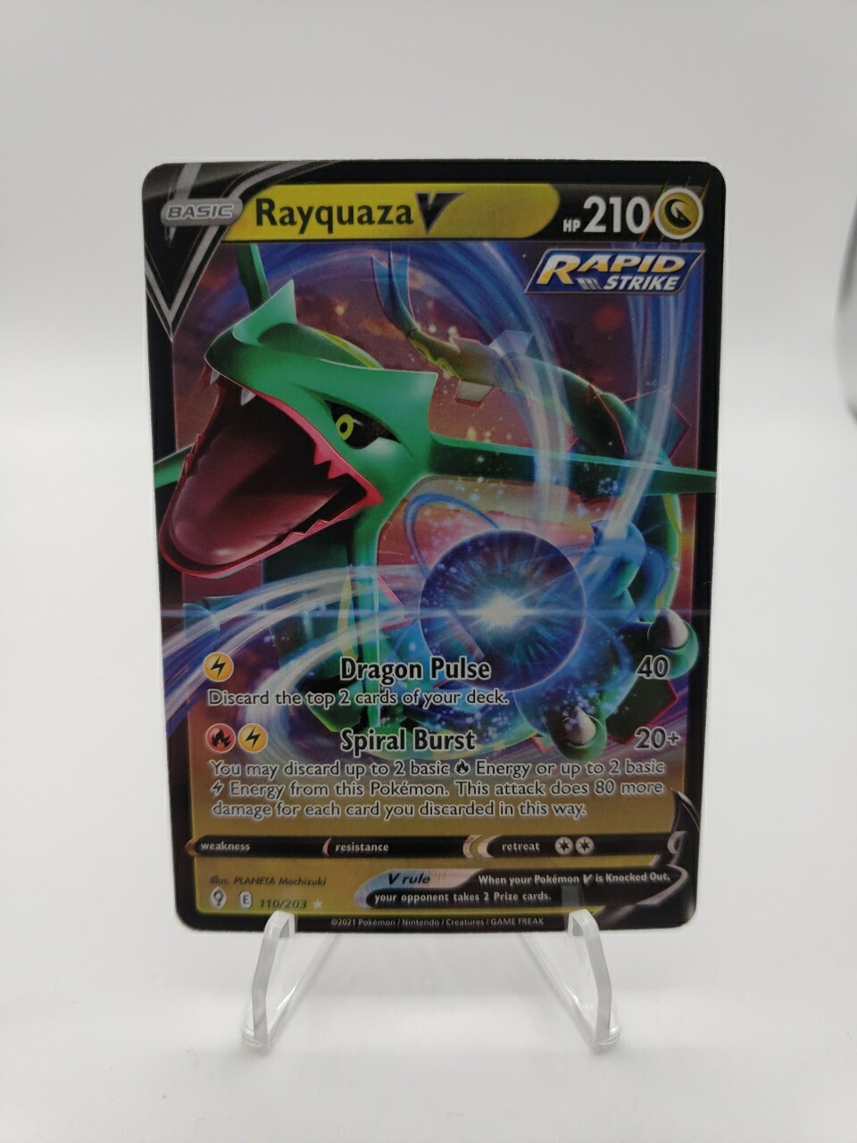 Rayquaza V 110/203 Evolving Skies Holo NM