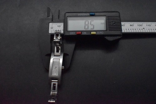 Gucci 3900L Watch White Dial Ladies Quartz Rectangle Vintage Swiss [N MINT] W112 - Picture 9 of 10