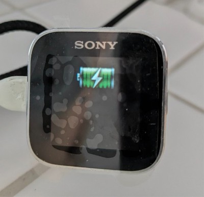 Sony SmartWatch MN2 1.6'' Touch neuwertig Sammlerstück