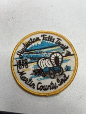 Vintage 1970 HINDUSTAN FALLS TRAIL NORTH COUNTY INDIANA Patch (Extinct City)P007