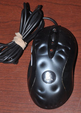 Logitech MX518 Wired Optical Gaming Mouse Fun...