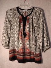 DR2 Multicolor Black Red 3/4 Sleeve Pullover Top Tied V Neck Size L