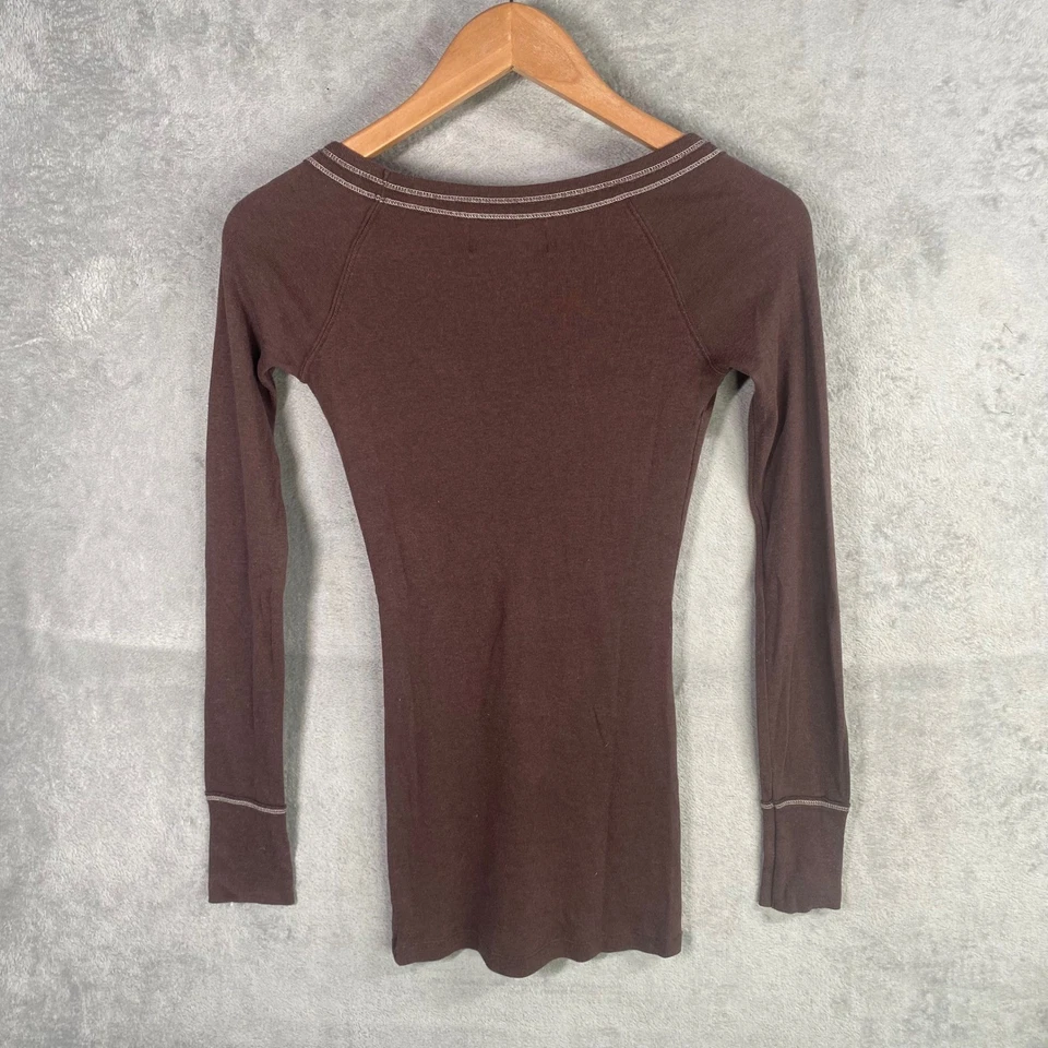 Top Babydoll Hollister Vintage Y2k Pequeño Calce Ajustado Cuello en V Bella Elena Grunge Foto 3 de 4