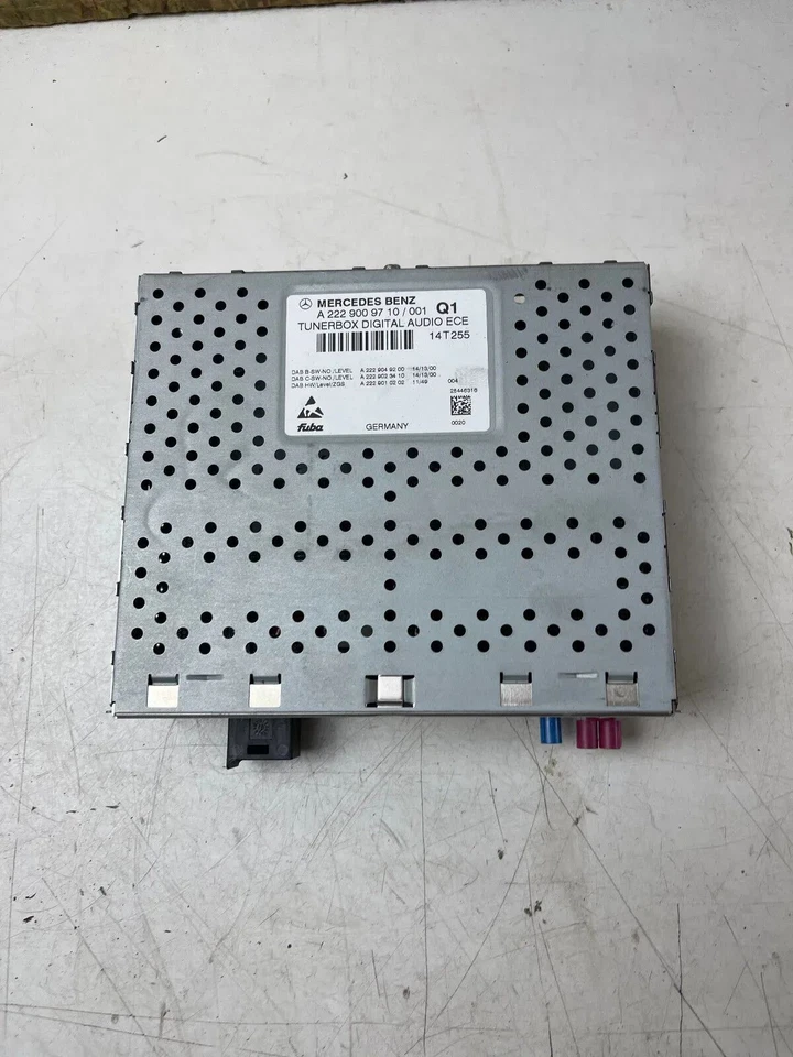 MERCEDES W222 W218 DIGITAL AUDIO TUNING BOX A2229009710 - Bild 3 von 4