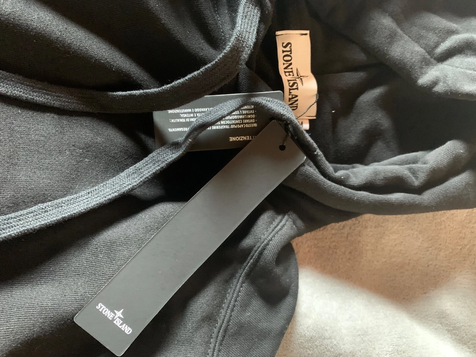 stone island hoodie size M