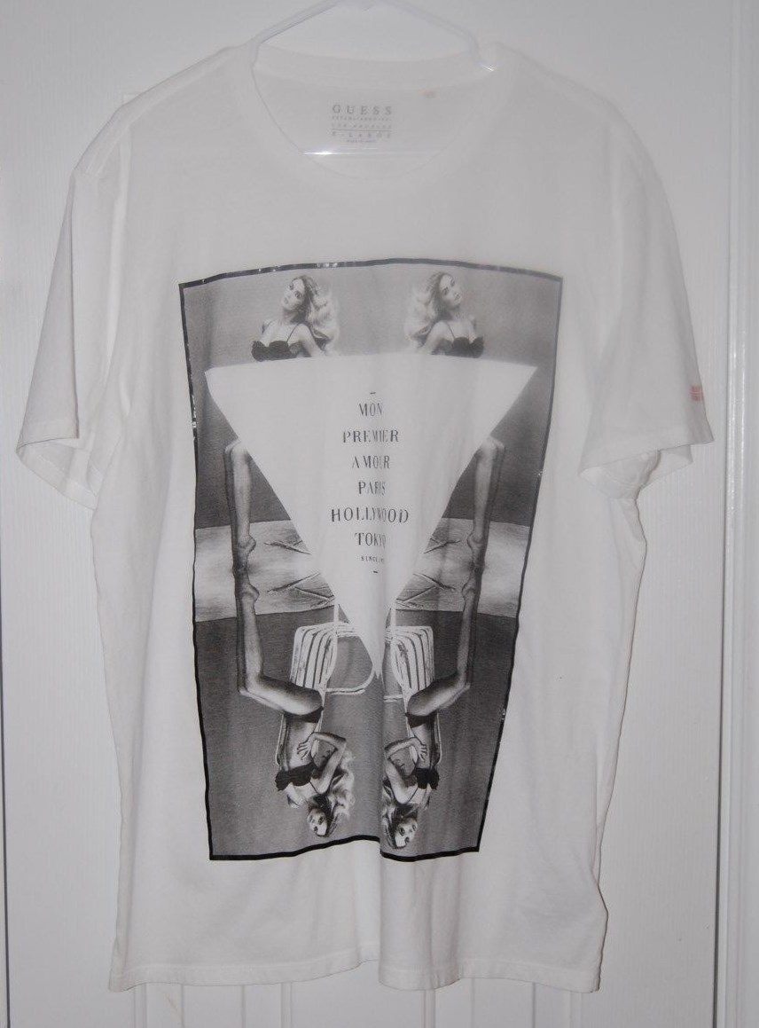 Guess Graphic Logo T-Shirt Los Angeles Califorina Since 1981 (RARE DESIGN)