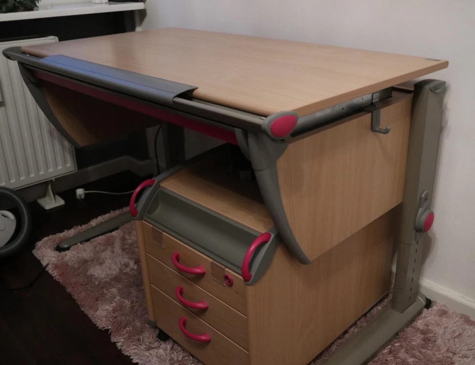 Kinderschreibtisch/Rollcontainer/Schreibtischlampe/Stuhl von MOLL