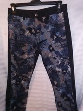 Pre Owned Women's Denim Jeans Black Camo Front Size 32  By Shein