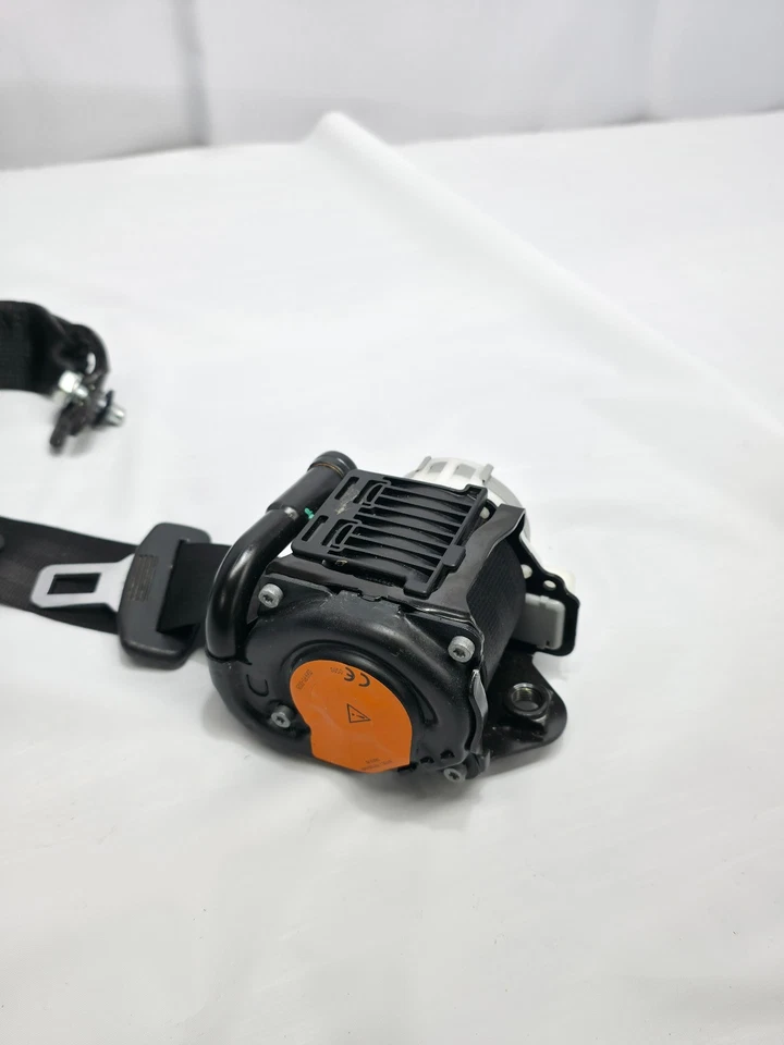 Оригинальный задний левый/правый натяжитель ремня безопасности 12–18 AUDI A6 A7 S6 RS7 4G0857805C - Изображение 4 из 4