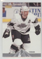 1996-97 Pinnacle Premium Stock Ray Ferraro #29 0q3