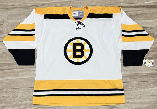 Size XL - NWT Vintage Boston Bruins CCM White Jersey 