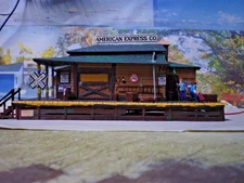 HO scale Depot freight  American Expw/light detailed weathered TYCO   MAKE OFFER