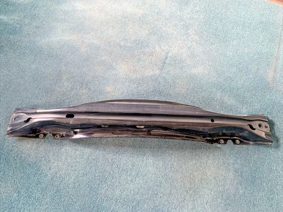 Оригинальная ударопрочная арматура для заднего бампера Volvo S60 2015-2018 V60 2011-2018 годов выпуска - Изображение 3 из 4