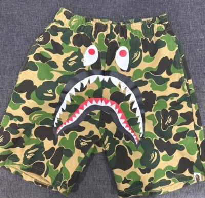 パンツ A BATHING APE ABC CAMO SWEAT SHORTS A BATHING APE® Abc Camo Shark Sweat Shorts | Bape official