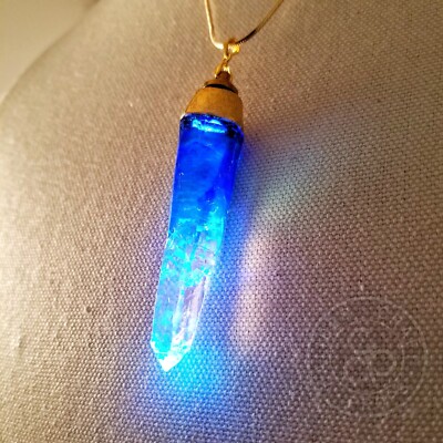 Sky Kyber Crystal Pendant Necklace Andor lightup kuati signet