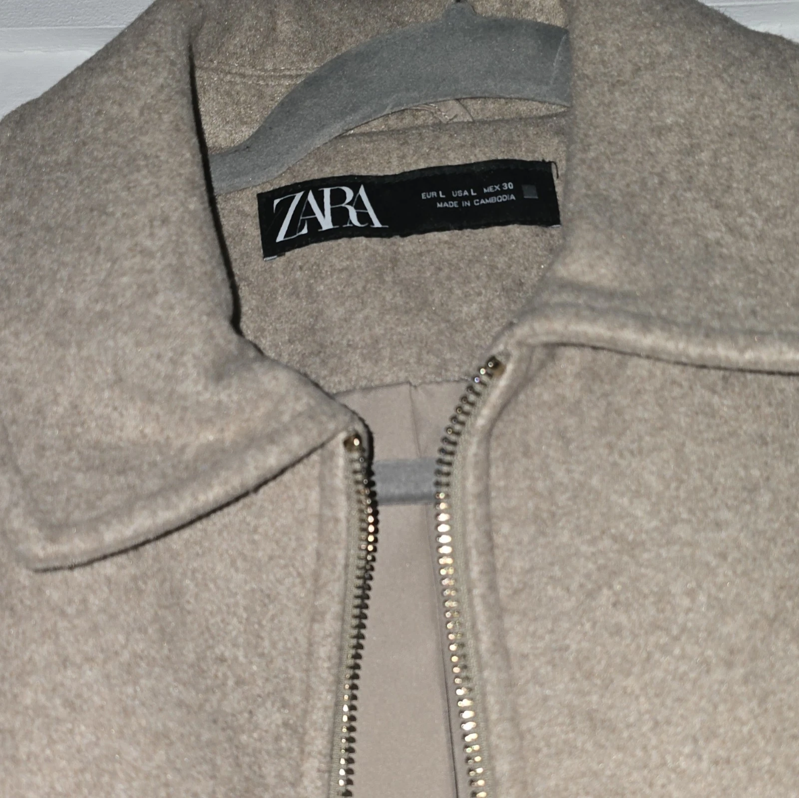 ZARA  Beige Wool Blend Full Zip Jacket Lined Pockets Size L image 2