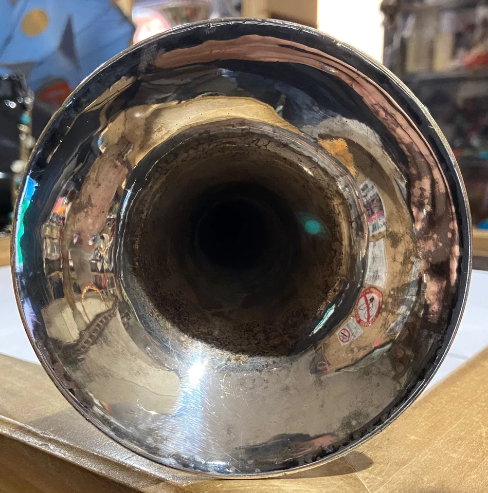 Tromba Besson - Vintage. Cromata con tasti in madreperla. - Immagine 3 di 4