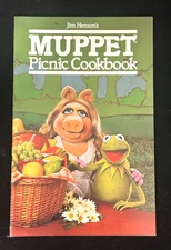 Vintage 1981 HALLMARK Jim Henson’s MUPPET PICNIC COOKBOOK Kermit Miss Piggy MINT