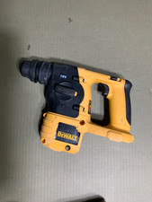 Taladro percutor rotativo DeWalt SDS para hormigón | Herramienta inalámbrica DC212 18V solamente #1