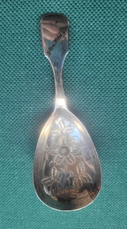 Cuchara de plata esterlina de Londres 1833 - Thomas Streetin, cuenco grabado Foto 4 de 4