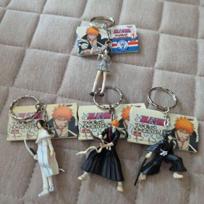 BLEACH Schlüsselanhänger 4 Stück Ichigo Rukia Uryu markiert seltene Anime Cha...