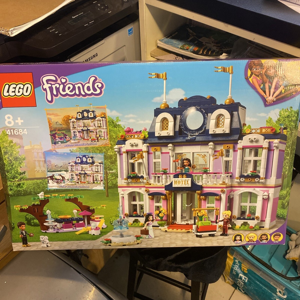 Lego Friends Grand Hotel 2021 LEGO 41684 Friends Heartlake City