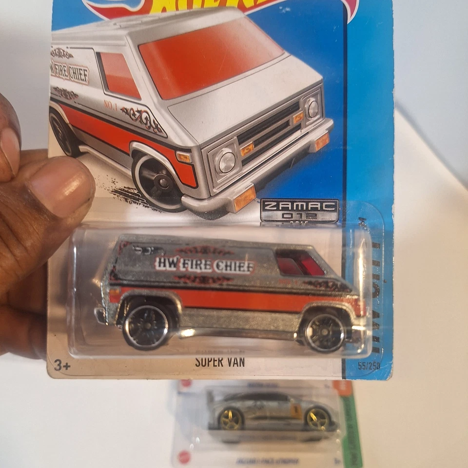 Hot Wheels Zamac 5 Cars Repu Mercedes Van Rover & Jaguar - Image 4 of 4