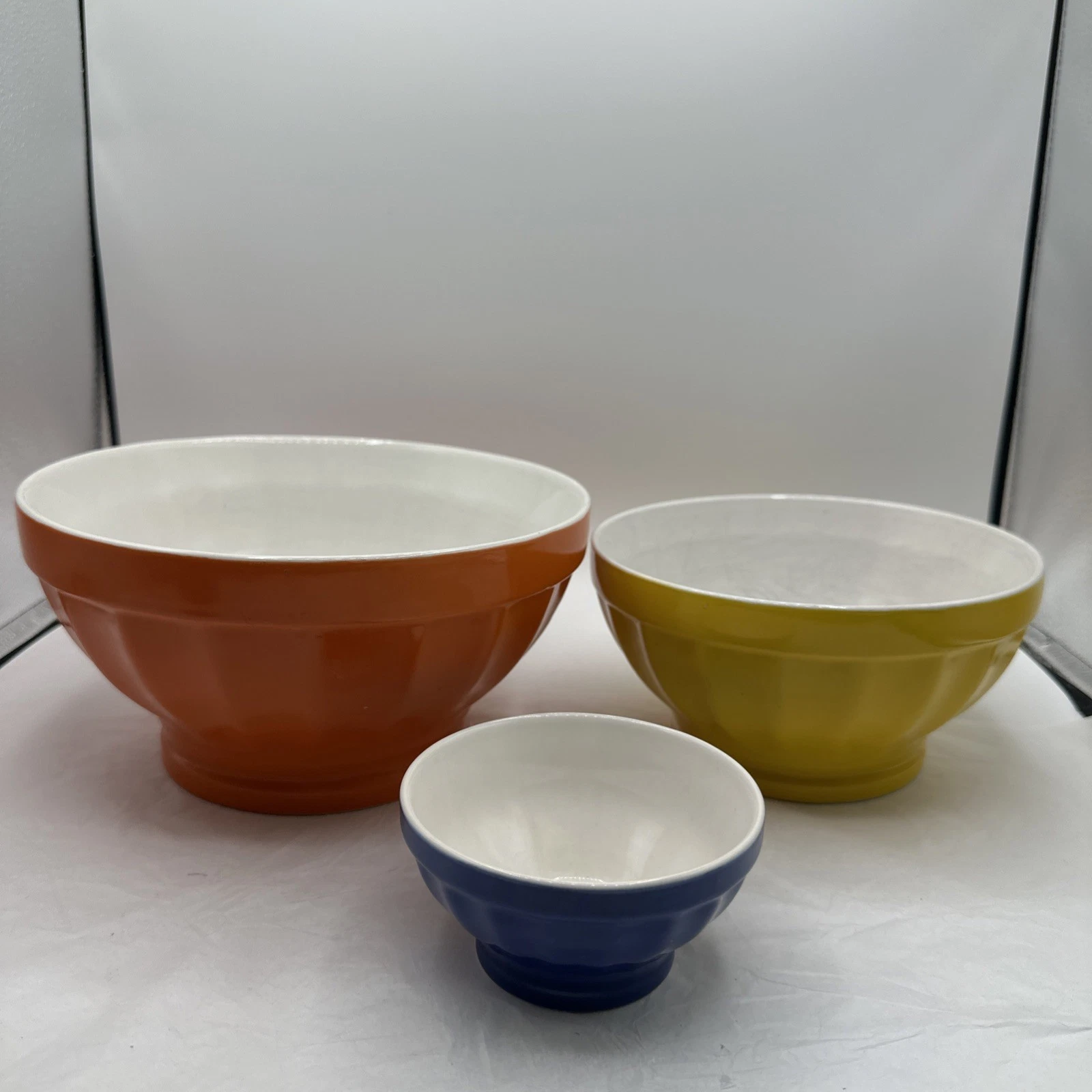 Got… Tabletops Unlimited Set Of 3 Ceramic Nesting Mixing Bowls
