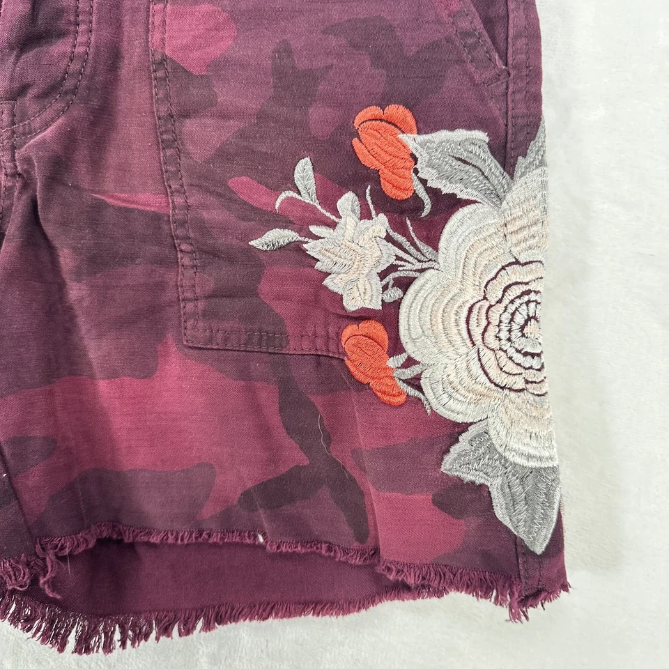 Pantalones Cortos Free People Mujer 2 Púrpura Camuflaje Floral Bordado tiro alto Botón Mosca Foto 4 de 4
