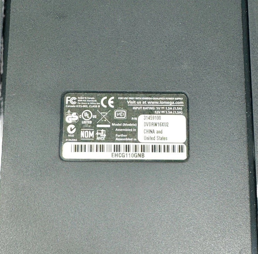 Iomega 31459100 DVD R/RW External Disc Drive Model DVDRW16XU2 - Image 3 of 4