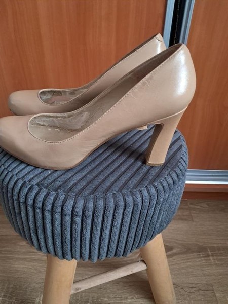Women Nine West Heels Beige 9
