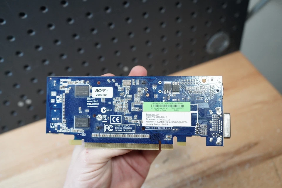 (C) Acer NVIDIA GeForce G100 - 512 MB DDR2 SDRAM HDMI - Image 4 of 4