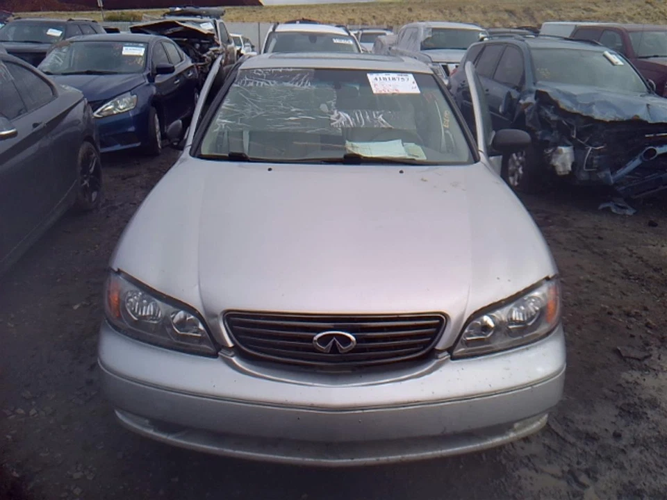 Used Side Marker Light Assembly fits: 2002 Infiniti I35 Side Marker bumper mount - Image 3 of 4