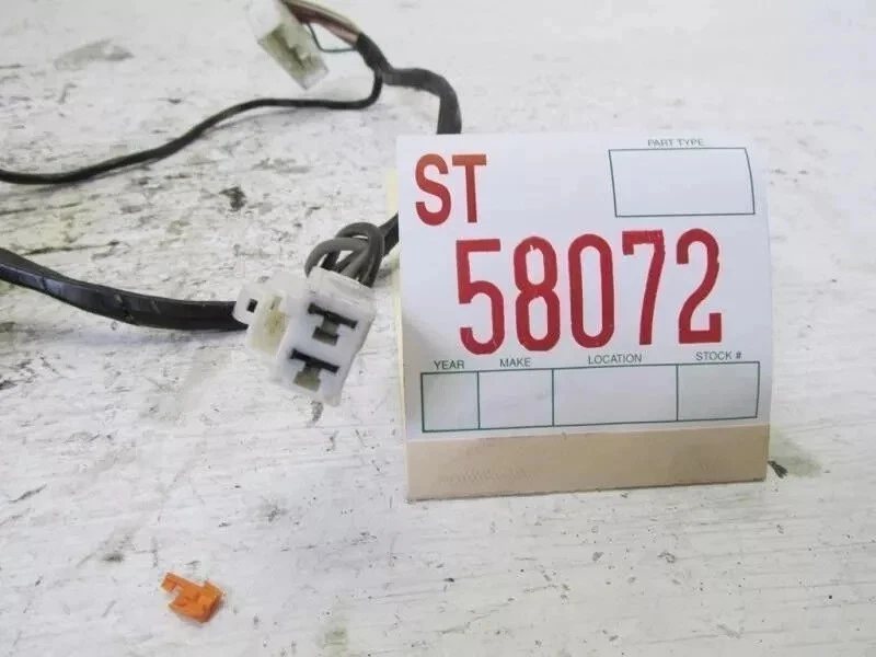 Blower Motor Resister Wiring 626 1998 Mazda LX Air Vent Wire Cable Connector OEM - Image 4 of 4