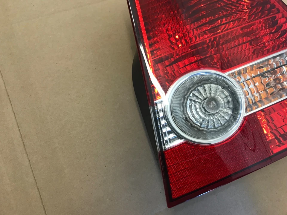 04.5 - 07 Luz trasera derecha Volvo S40 30698347 Foto 3 de 4