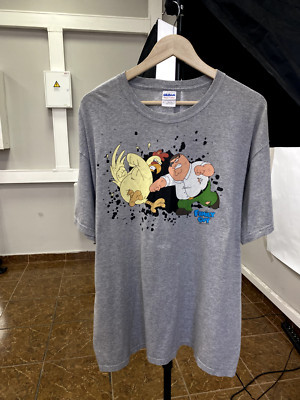   Vintage 2010 Family Guy Fox TV Show t-shirt rare size XL color grey