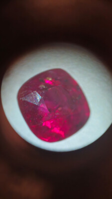 Ruby / Rubin 1.04 ct ''Pigeon Blood'' untreated/unbehandelt - AIGS zertifiziert 