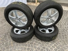 052 Ford Kuga  Winterreifensatz Goodyear 225/65/R17 MitDezent Alufel:50296 ET:48