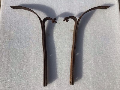 1940 CADILLAC REAR Bumper BRACKETS / MOUNTS Original pair OEM