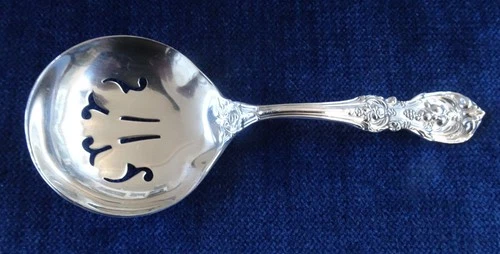 Reed & Barton Francis 1 Sterling Silver Pierced Bonbon Spoon 4-3/4 No Monogram