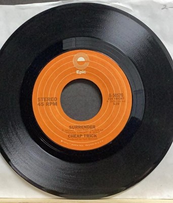SURRENDER by Cheap Trick, Epic Records (45 RPM) 1978 V-6-00600