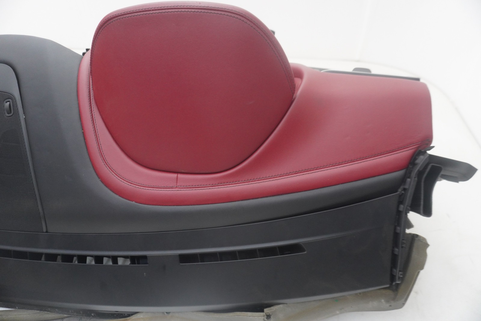 Maserati Levante 2019 Dashboard P/N 670183216