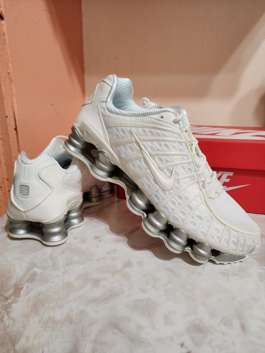 Women's Size 10/Men's Size 8.5 Nike Shox TL Triple Sail Sneakers