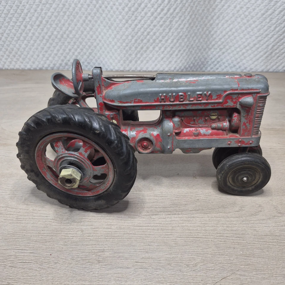 Vintage Hubley Kiddie Toy No. 490 Metal Toy Farm Tractor PARTS  - Image 4 of 4