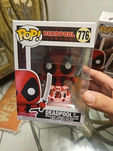 Funko Pop! Vinyl: Marvel - Deadpool in Cake #776