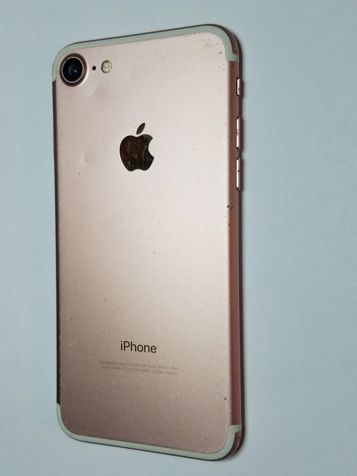 Teléfono Celular At&t H20 Cricket Rojo Bolsillo Apple iPhone 7 128GB MNAM2LL/A Foto 3 de 4