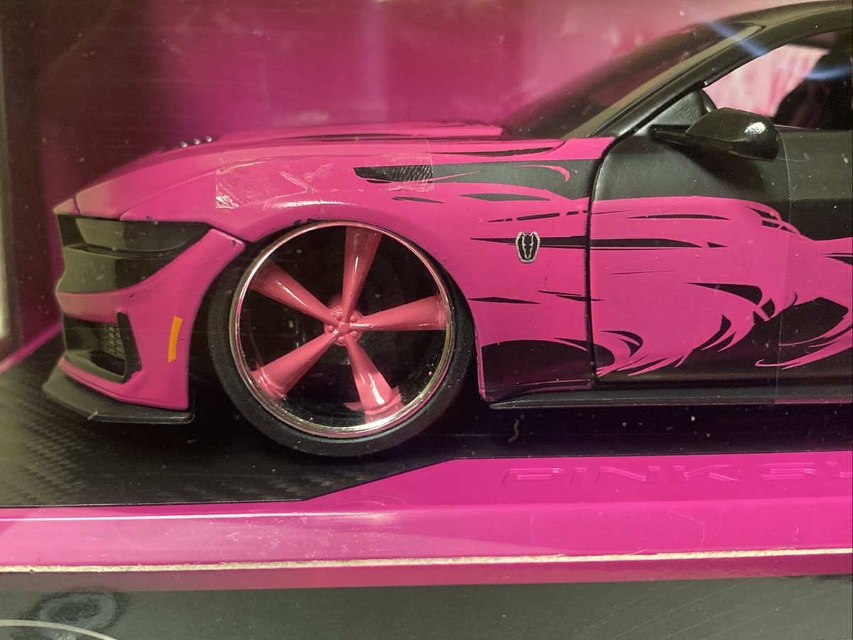 Jada Toys Pinks2024 Ford Mustang /w Upgraded Pink /Chrome
