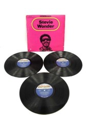 STEVIE WONDER Looking Back 1977 Gatefold Triple Vinyl LP Motown Records
